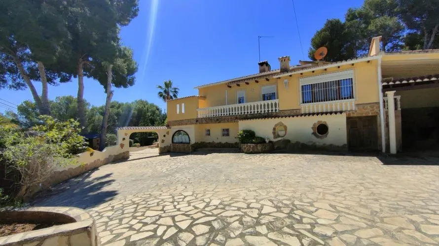 458m² apartment for sale, Moraira, Spain No. 743 № 1