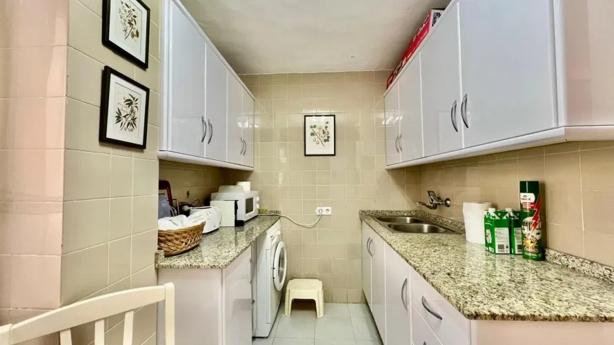 3 bedrooms apartment for sale, Torrevieja, Spain No. 670 № 21