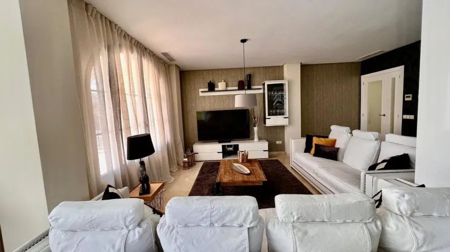 1 bedroom villa for sale, Finestrat, Spain No. 547 № 12