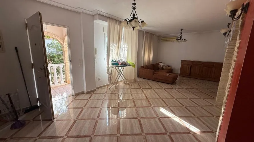 3 bedrooms house for sale, Torrevieja, Spain No. 719 № 24