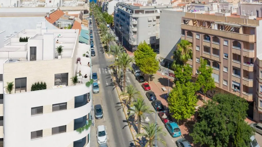 2 bedrooms apartment for sale, Torrevieja, Spain No. 371 № 2