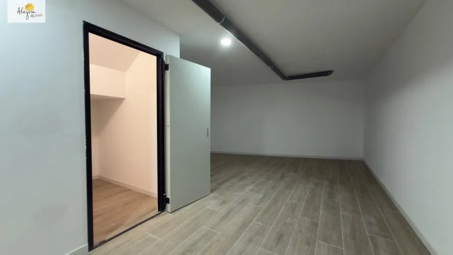 8 bedrooms commercial property for sale, Alicante, Spain No. 217 № 13