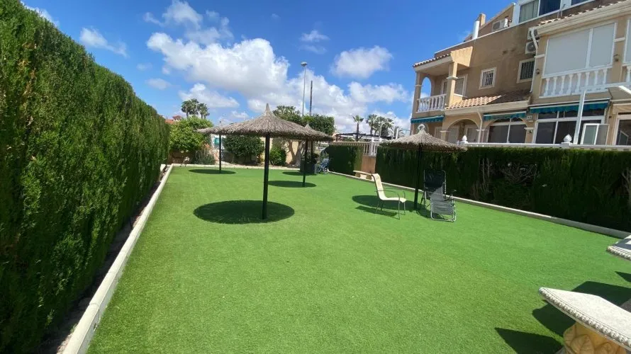 3 bedrooms house for sale, Torrevieja, Spain No. 777 № 24