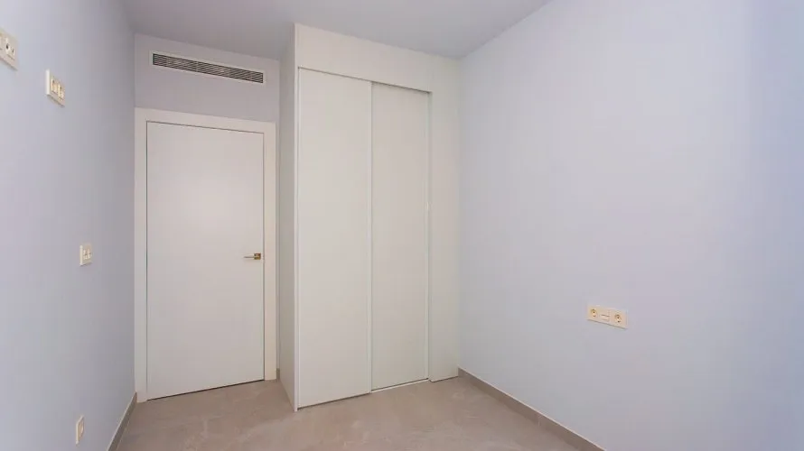 88m² apartment for sale, Torrevieja, Spain No. 728 № 16