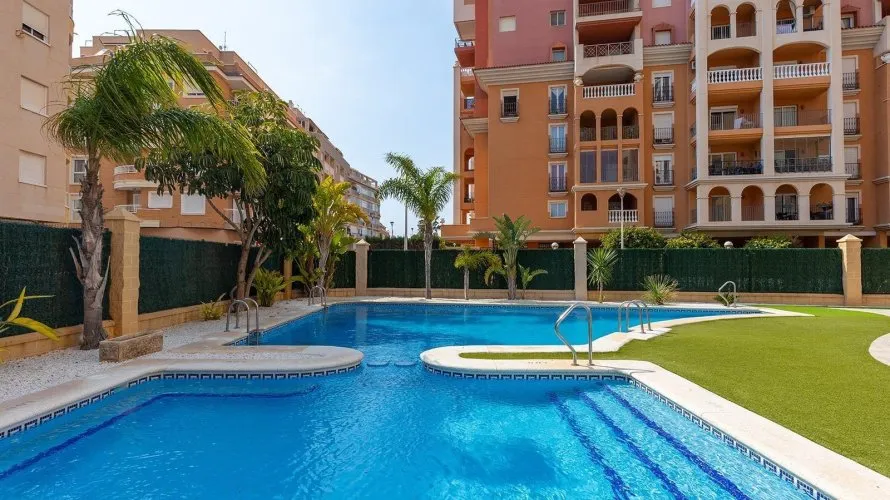 1 bedroom apartment for sale, Torrevieja, Spain No. 203 № 24