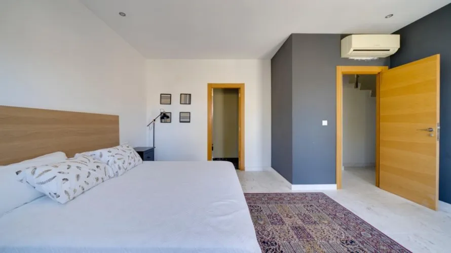4 bedrooms villa for sale, Albir, Spain No. 385 № 9