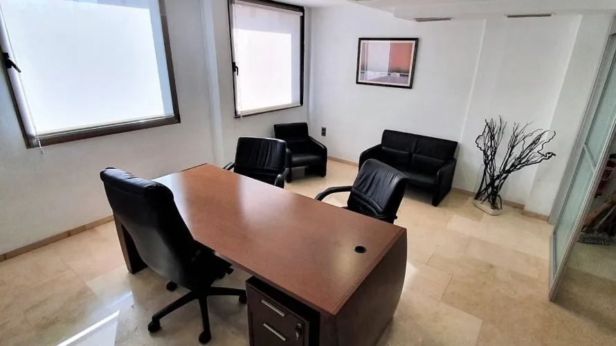 126m² office for sale, Alicante, Spain No. 233 № 2