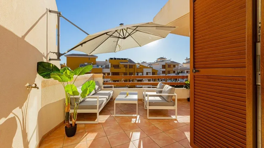 2 bedrooms apartment for sale, Torrevieja, Spain No. 386 № 18