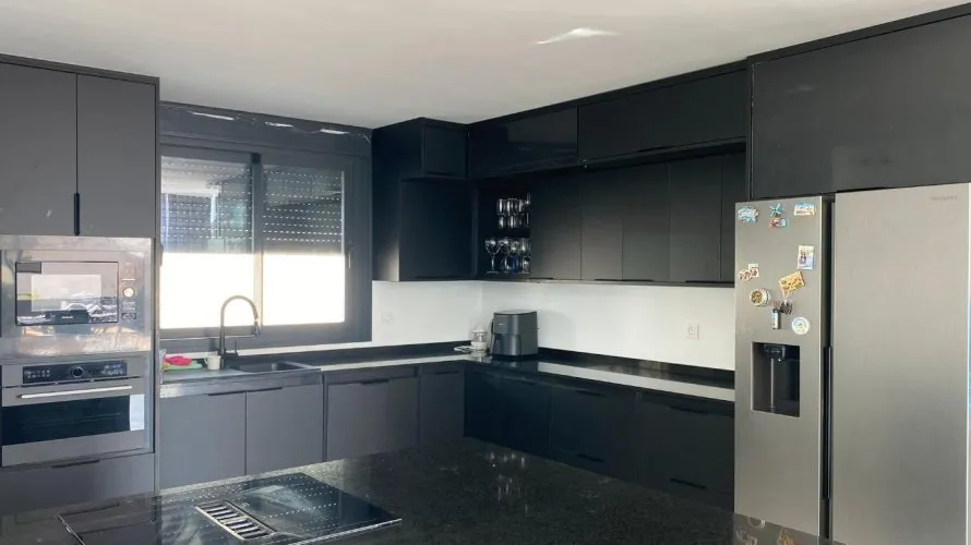 6 bedrooms villa for sale, Finestrat, Spain No. 593 № 23