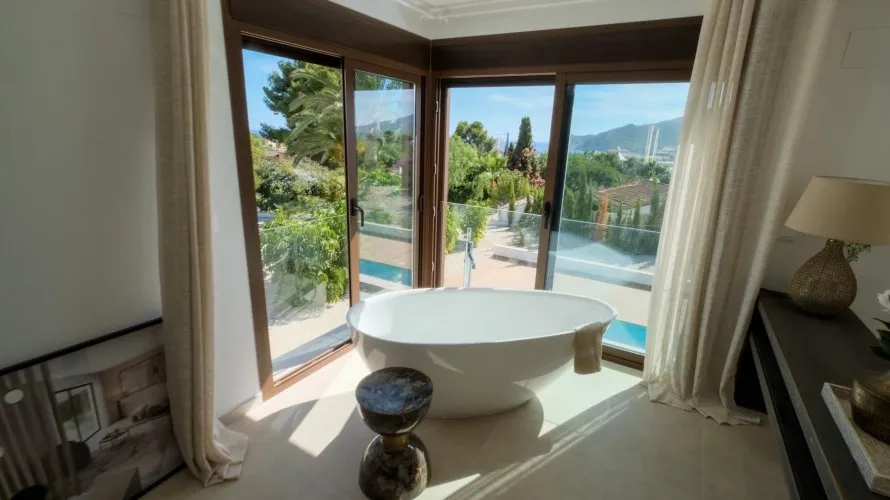 4 bedrooms villa for sale, Altea, Spain No. 365 № 18