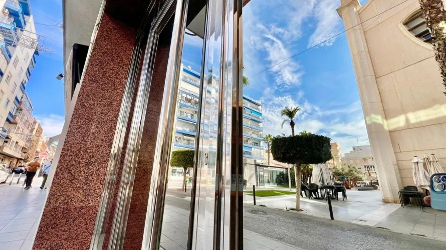 3 bedrooms apartment for sale, Torrevieja, Spain No. 126 № 3