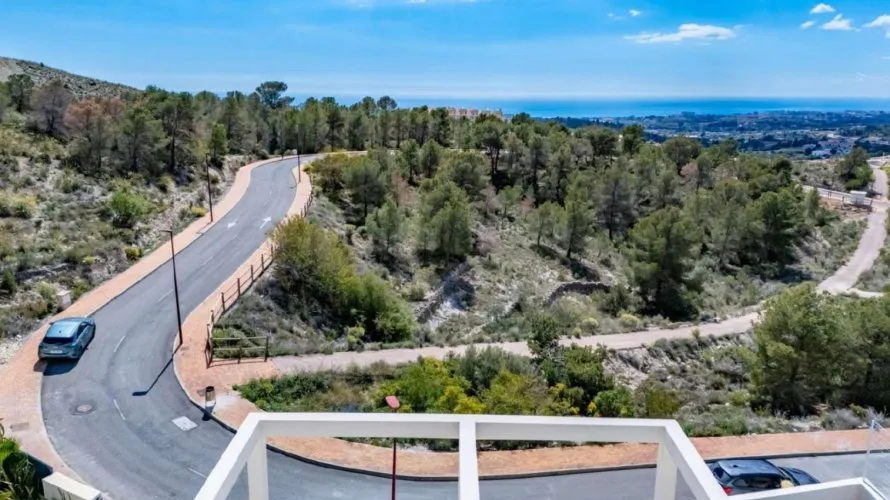 7 bedrooms villa for sale, Finestrat, Spain No. 565 № 16