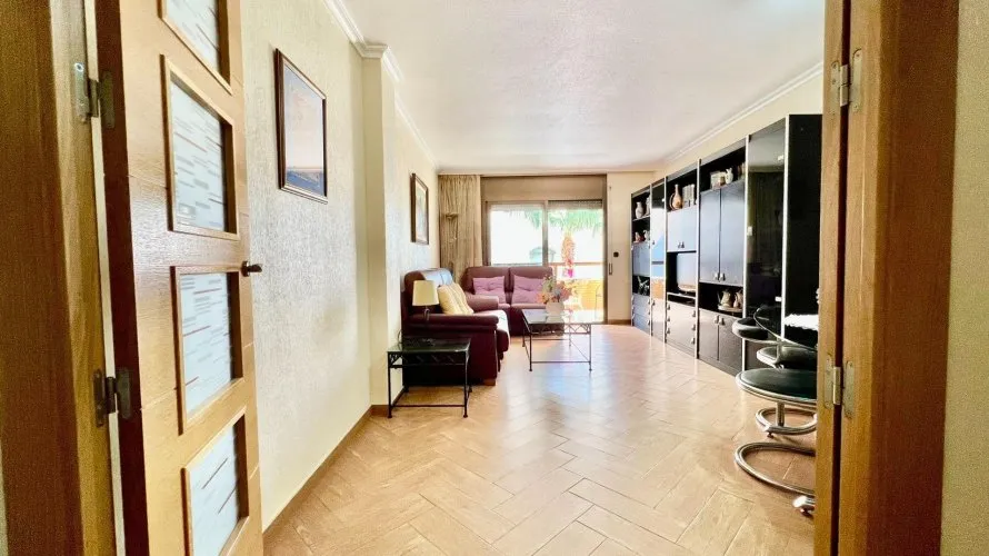 3 bedrooms apartment for sale, Torrevieja, Spain No. 126 № 10