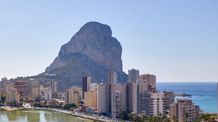 3 bedrooms apartment for sale, Calpe, Spain No. 113 № 26