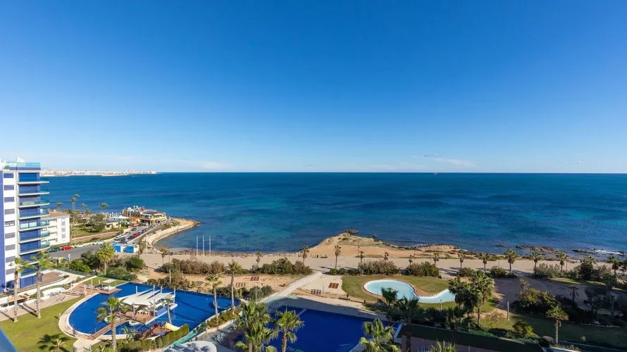 2 bedrooms penthouse for sale, Torrevieja, Spain No. 689 № 17