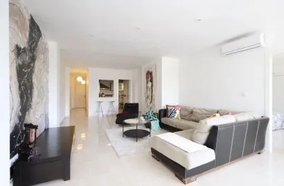 3 bedrooms apartment for sale, Torrevieja, Spain No. 425