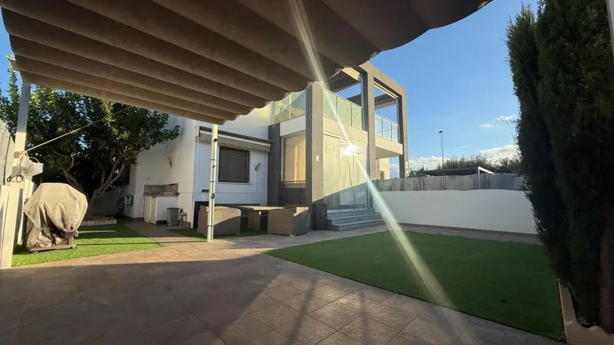 3 bedrooms apartment for sale, Torrevieja, Spain No. 133 № 8