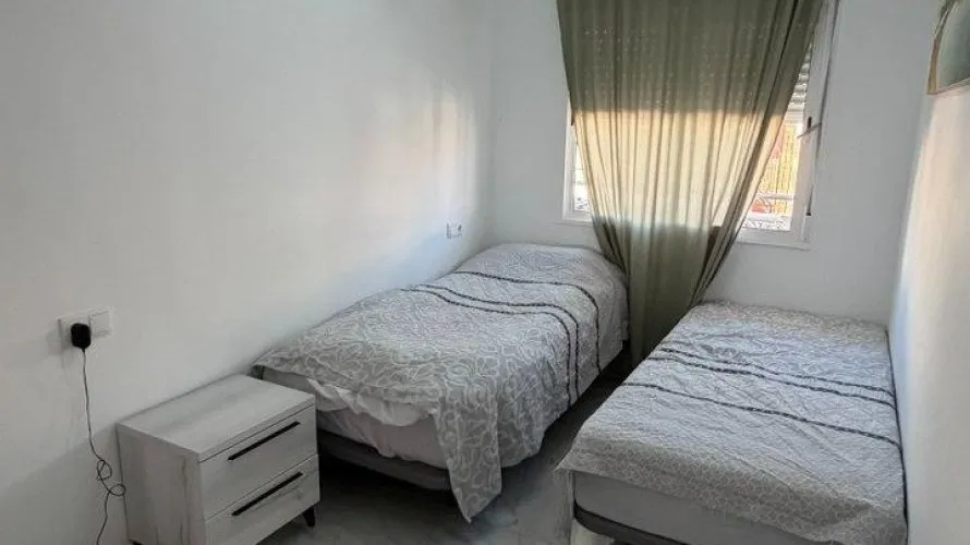 3 bedrooms apartment for sale, Torrevieja, Spain No. 652 № 1