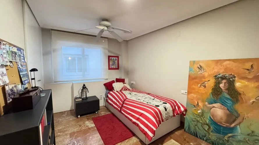4 bedrooms apartment for sale, Torrevieja, Spain No. 184 № 2