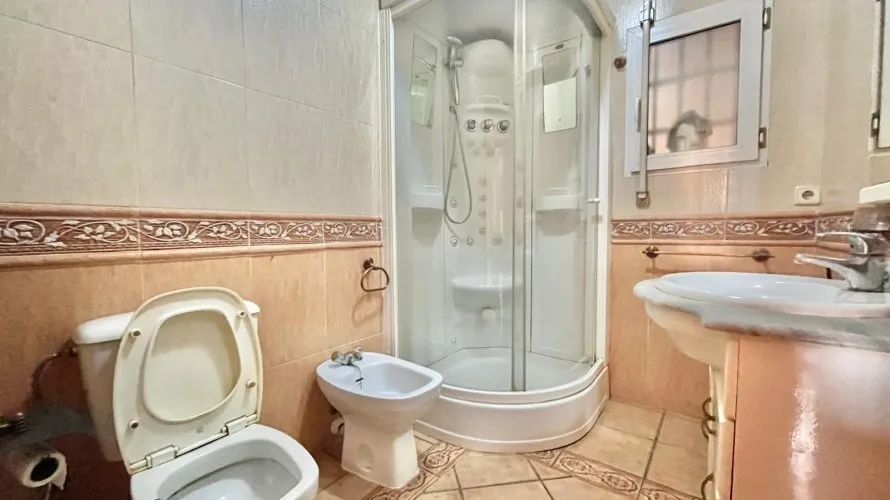 2 bedrooms apartment for sale, Torrevieja, Spain No. 723 № 21