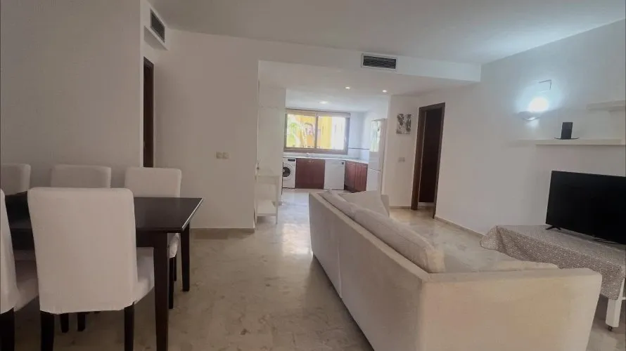 110m² apartment for sale, Torrevieja, Spain No. 131 № 8