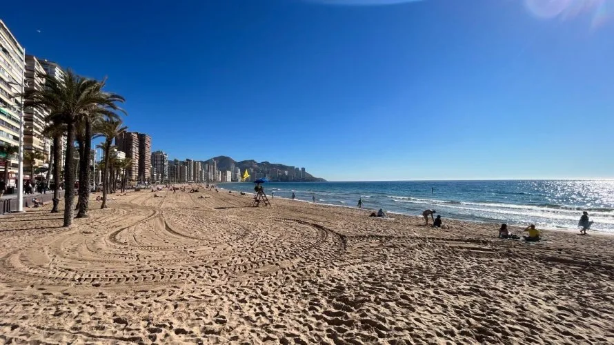 347m² commercial property for sale, Benidorm, Spain No. 373 № 22