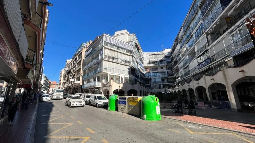 347m² commercial property for sale, Benidorm, Spain No. 373 № 18
