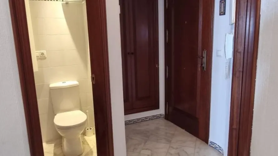 2 bedrooms apartment for sale, Torrevieja, Spain No. 179 № 7