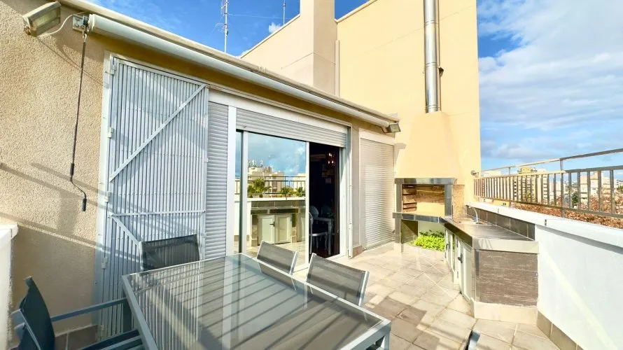 12 bedrooms commercial property for sale, Torrevieja, Spain No. 739 № 11