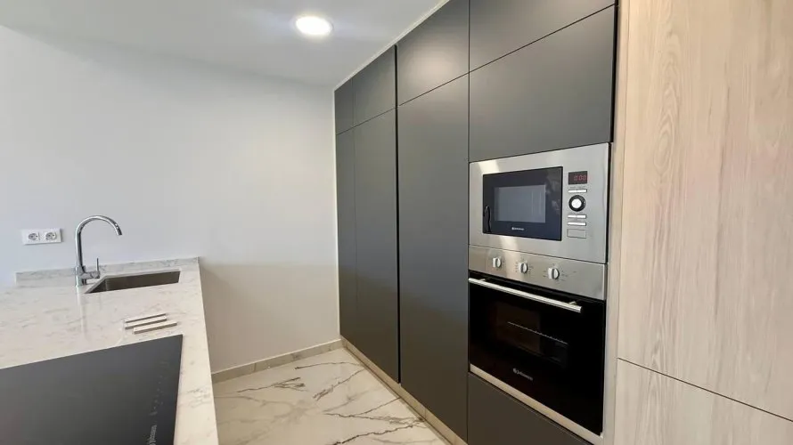 2 bedrooms penthouse for sale, Torrevieja, Spain No. 676 № 22