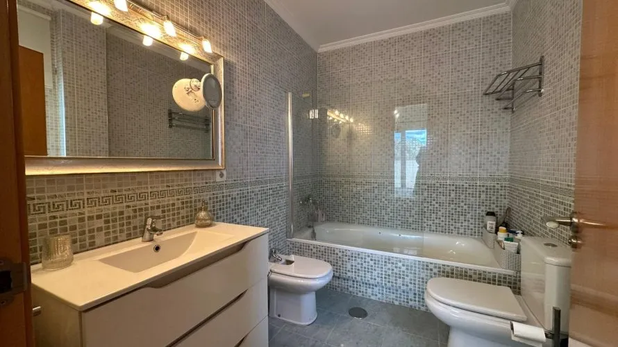 4 bedrooms apartment for sale, L'Alfàs del Pi, Spain No. 693 № 23