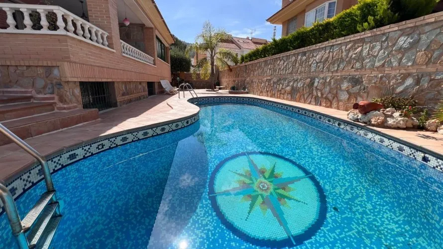 480m² villa for sale, Benidorm, Spain No. 465 № 2