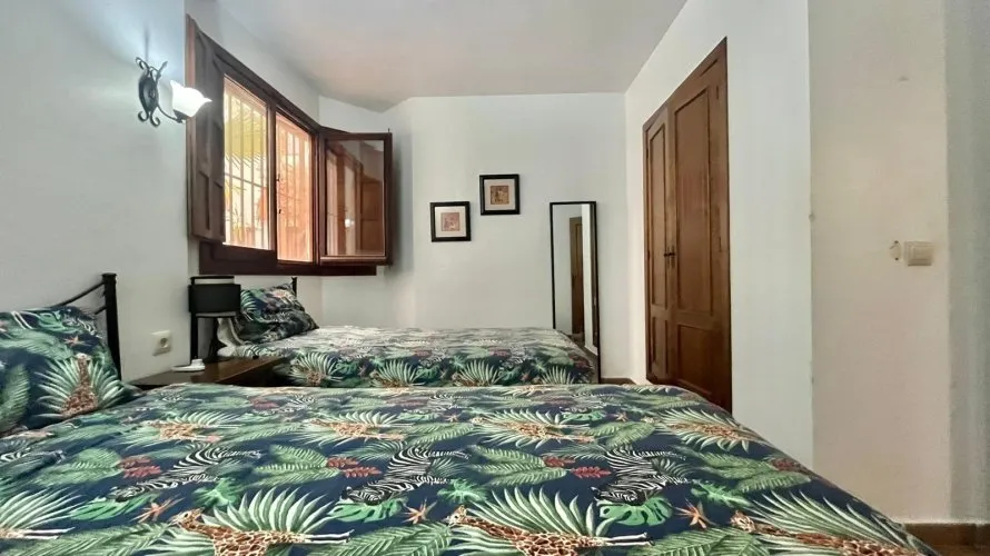 2 bedrooms bungalow for sale, Torrevieja, Spain No. 661 № 24