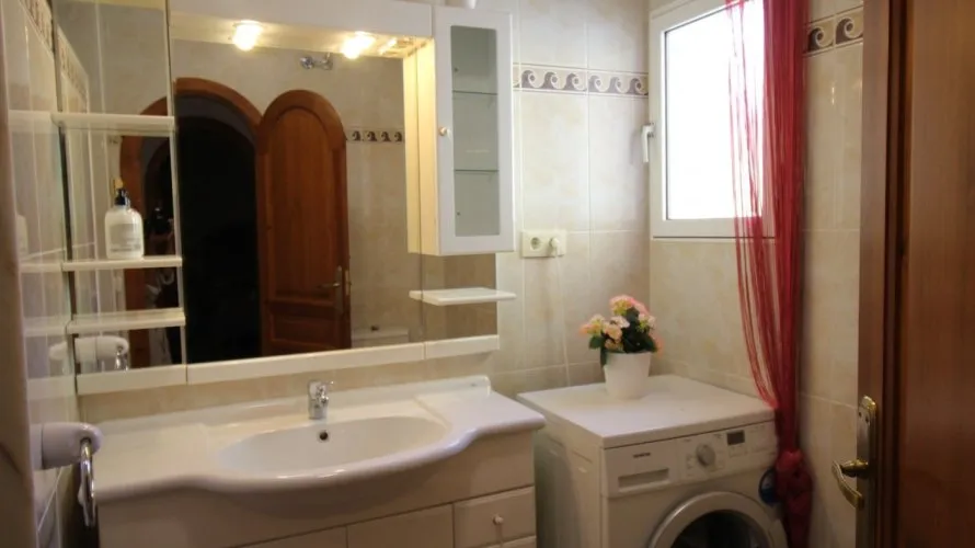5 bedrooms villa for sale, Calpe, Spain No. 238 № 15