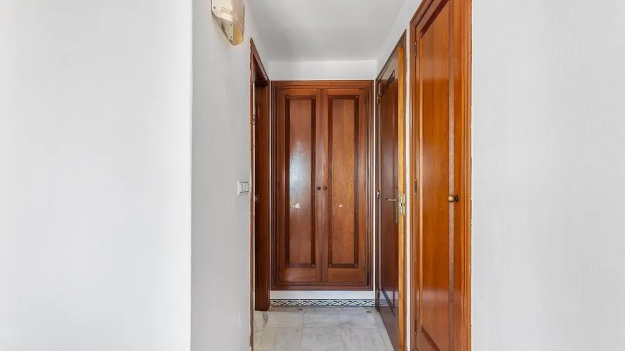2 bedrooms apartment for sale, Torrevieja, Spain No. 736 № 17