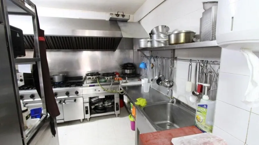 230m² commercial property for sale, Calpe, Spain No. 636 № 12