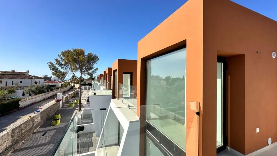 3 bedrooms house for sale, Calpe, Spain No. 361 № 11