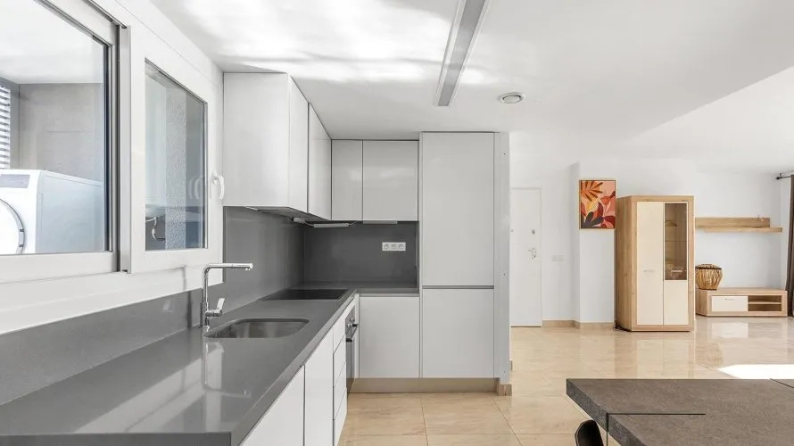 3 bedrooms penthouse for sale, Torrevieja, Spain No. 690 № 21