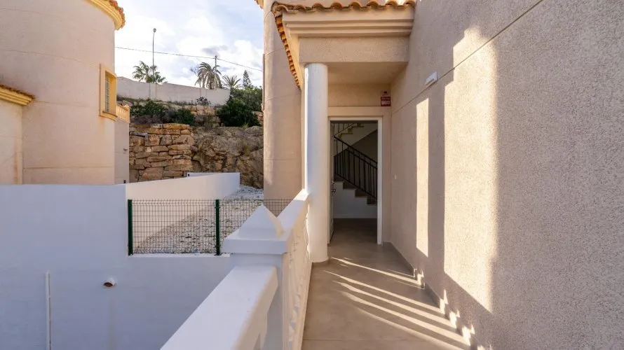3 bedrooms apartment for sale, El Campello, Spain No. 208 № 9