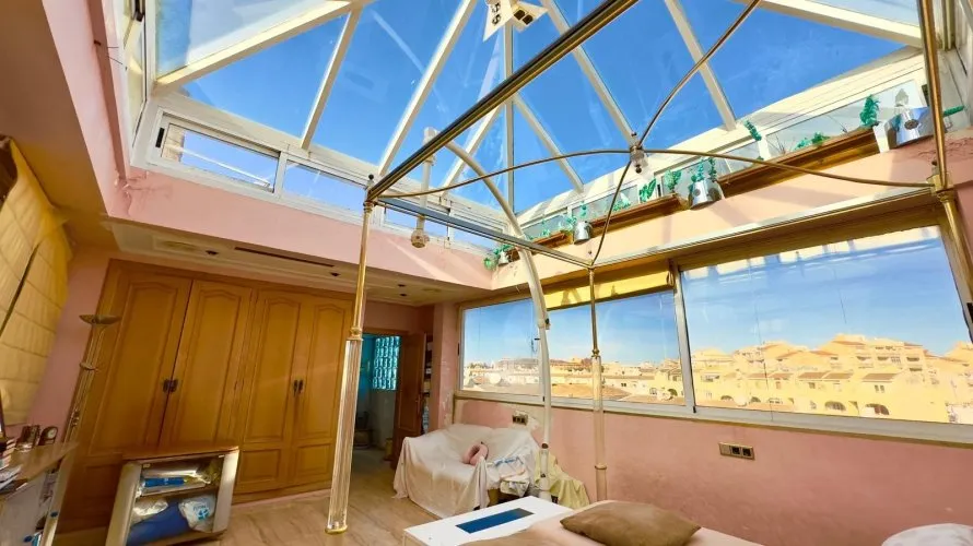 2 bedrooms penthouse for sale, Torrevieja, Spain No. 655 № 20