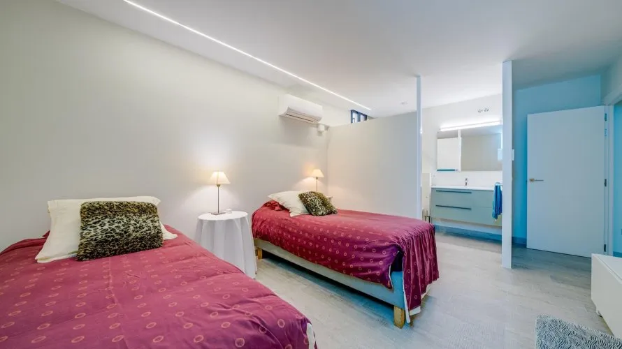 5 bedrooms villa for sale, Finestrat, Spain No. 344 № 22