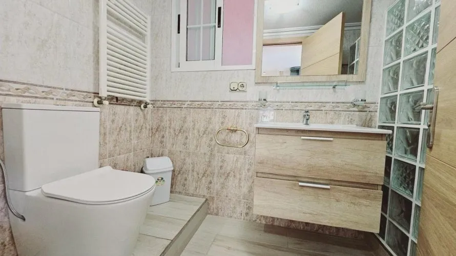 5 bedrooms villa for sale, Torrevieja, Spain No. 507 № 14