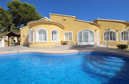 5 bedrooms villa for sale, Calpe, Spain No. 238
