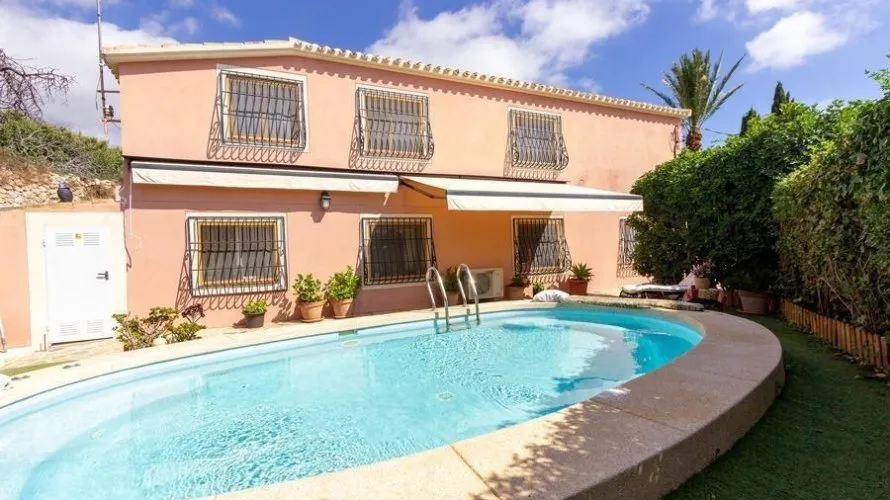 4 bedrooms apartment for sale, Finestrat, Spain No. 688