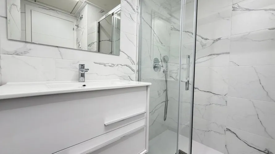 2 bedrooms apartment for sale, Torrevieja, Spain No. 675 № 20