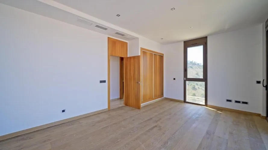 4 bedrooms apartment for sale, Benidorm, Spain No. 345 № 17