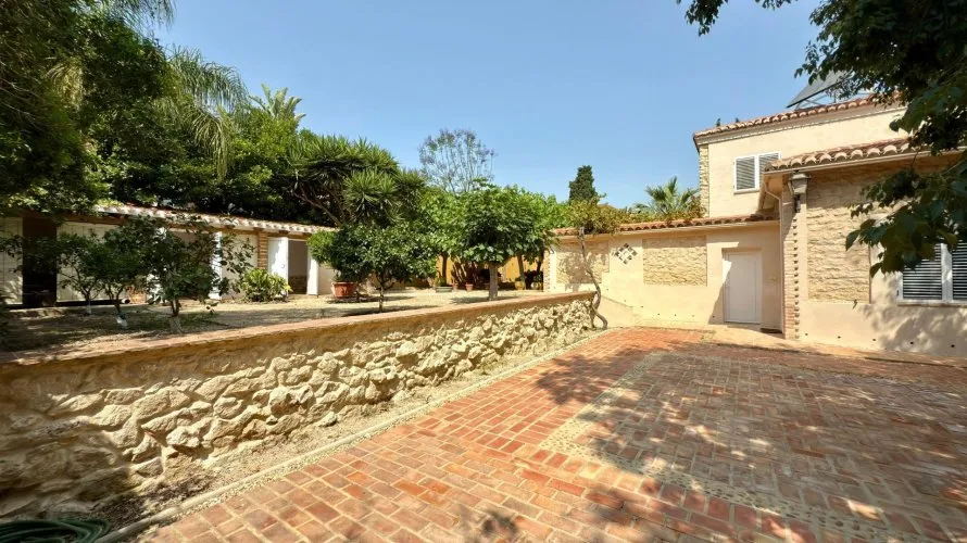 6 bedrooms apartment for sale, Alicante, Spain No. 527 № 22