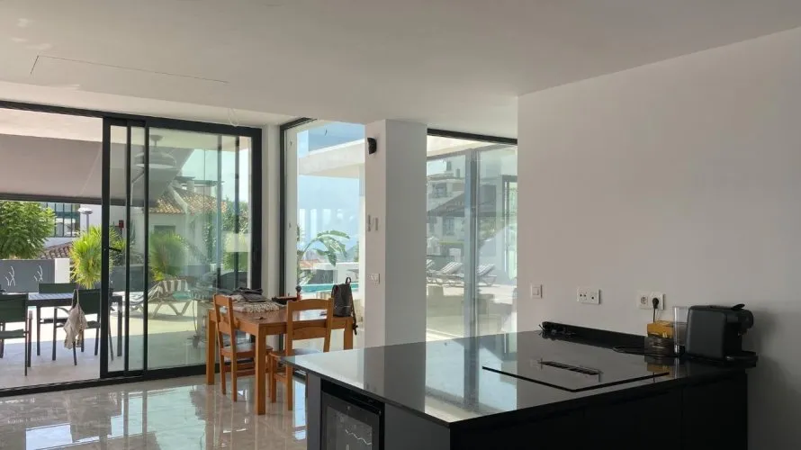 6 bedrooms villa for sale, Finestrat, Spain No. 593 № 25