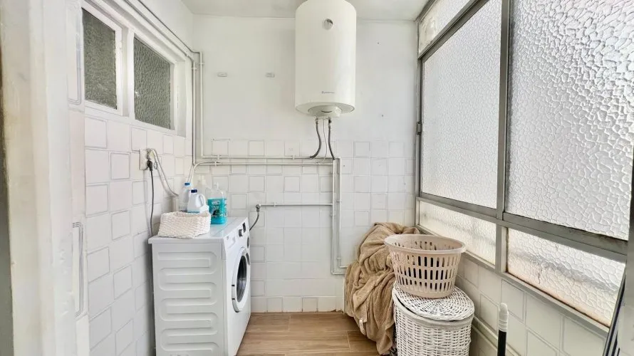 2 bedrooms penthouse for sale, Torrevieja, Spain No. 695 № 19