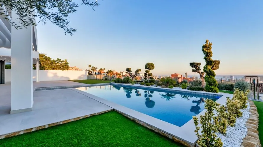 7 bedrooms villa for sale, Finestrat, Spain No. 496 № 2